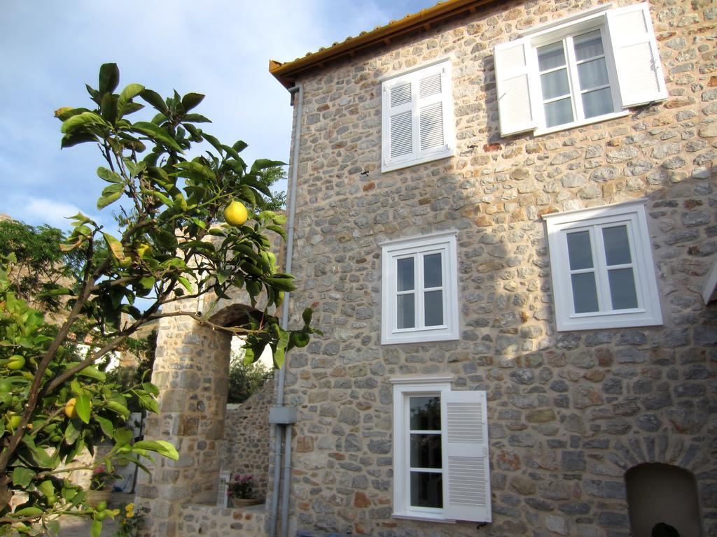 Kiki'S Houses Vlichos 이드라 외부 사진